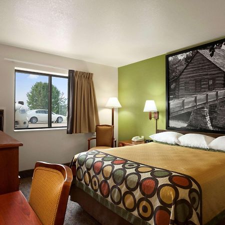 Super 8 By Wyndham Macon Motel Exterior foto